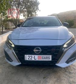 نیسان ئەلتیما